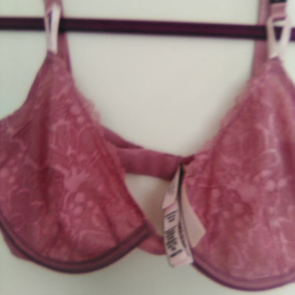 Victoria's Secret Other - NEW Victoria's Secret Dusty Rose lace bra